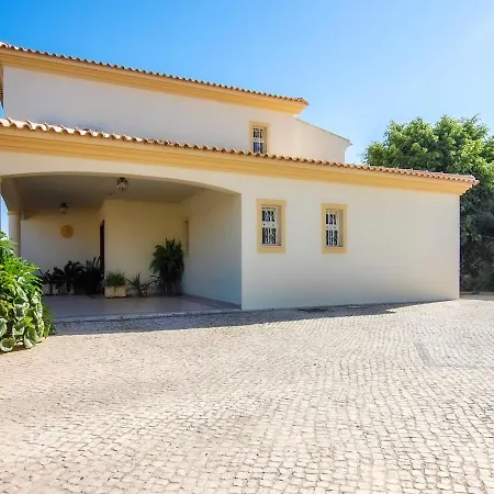 Luxury Pescadinha Near Beach, Villa