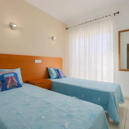 Luxury Pescadinha Near Beach, 阿尔布费拉