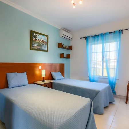 فيلة Luxury Pescadinha Near Beach, *